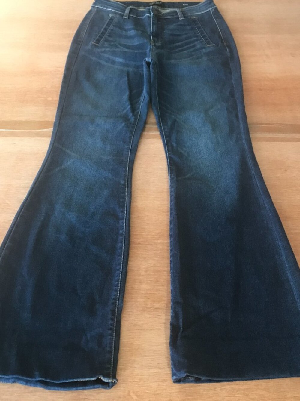 Judy Blue Flare Jeans Women 7/28 Blue Mid Rise Pocket Dark Wash Sculpting 20149